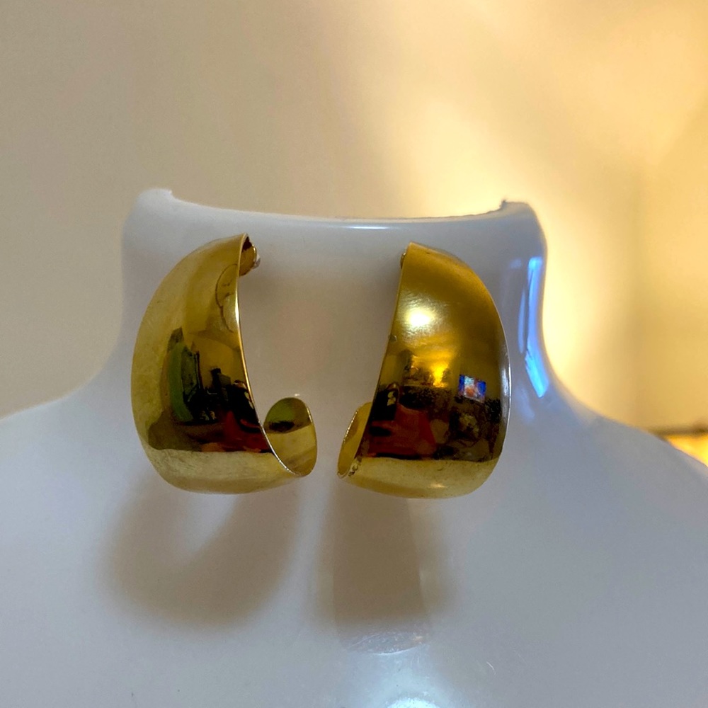 💛 Gold plated earrings 💛